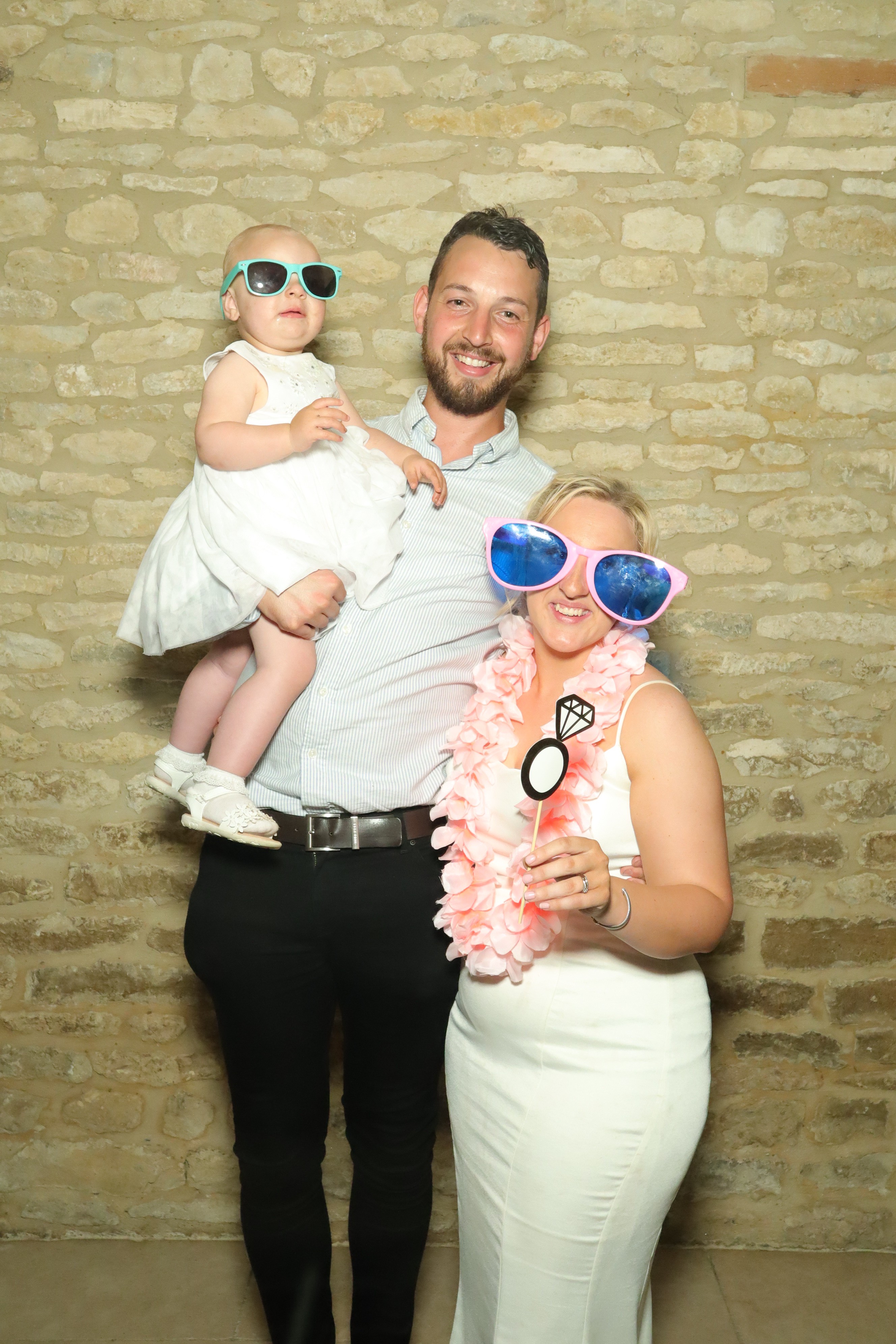 Natalie & Jack’s Wedding | View more photos from the event at gallery.myphotoboothexperience.co.uk/u/MyPhotoBoothExperienceLtd/Natalie-Jack’s-Wedding